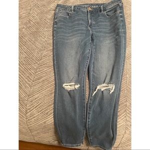 Gently worn American Eagle high waisted ripped jeggings size 16R
